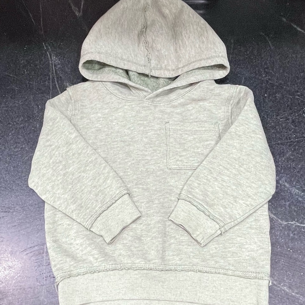 Green Old Navy Pullover Hoodie w/ Pocket in Front Size 18-24 Months Toddler Boy